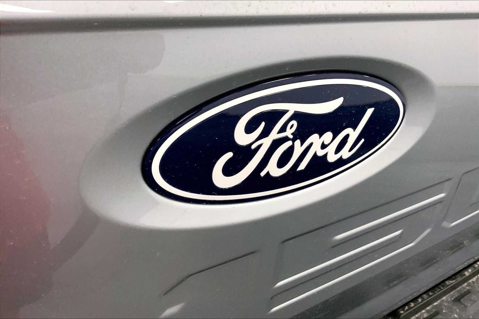 2025 Ford F-150 Lightning