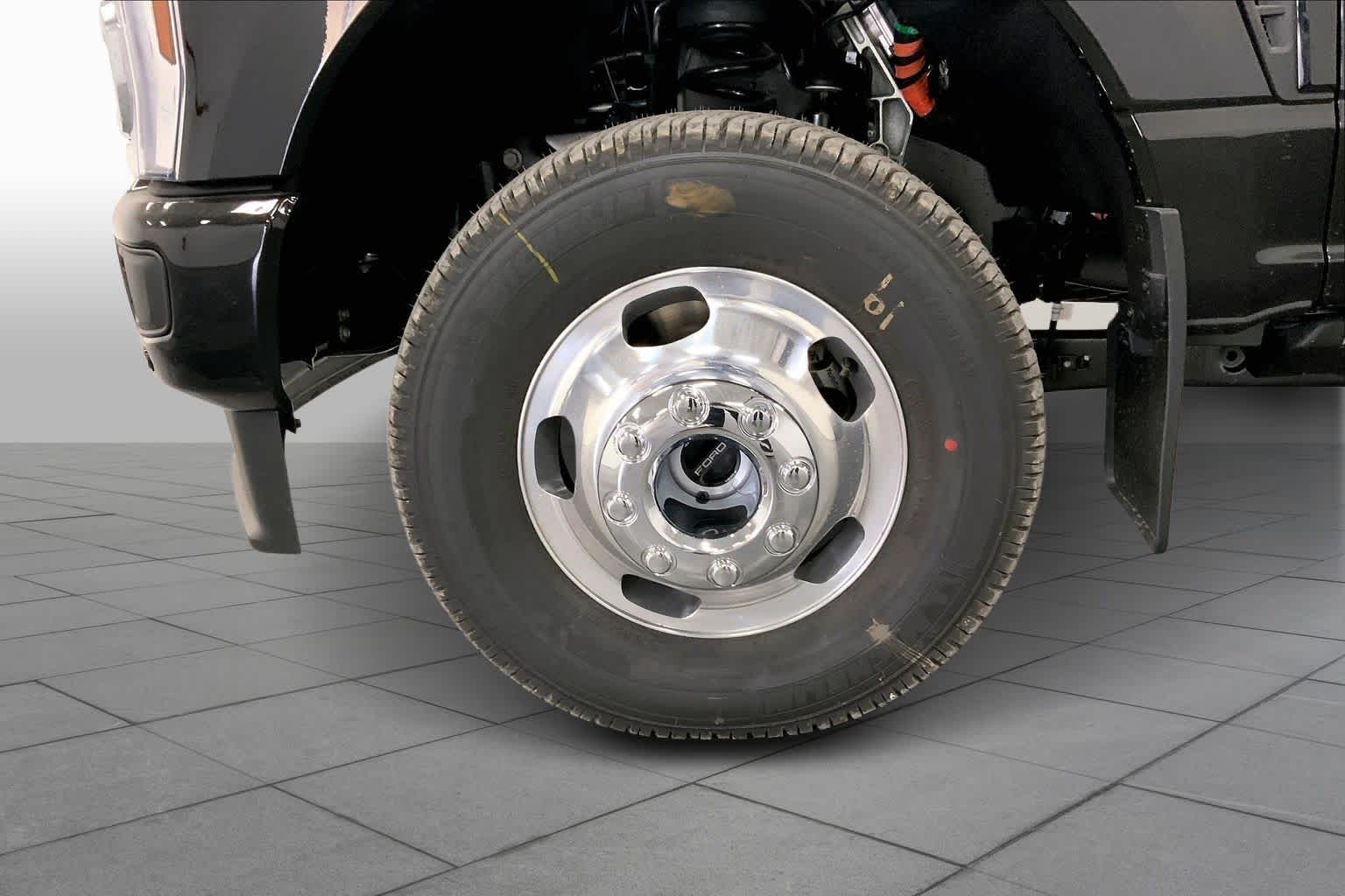 2026 Ford Super Duty F-350 DRW Pickup