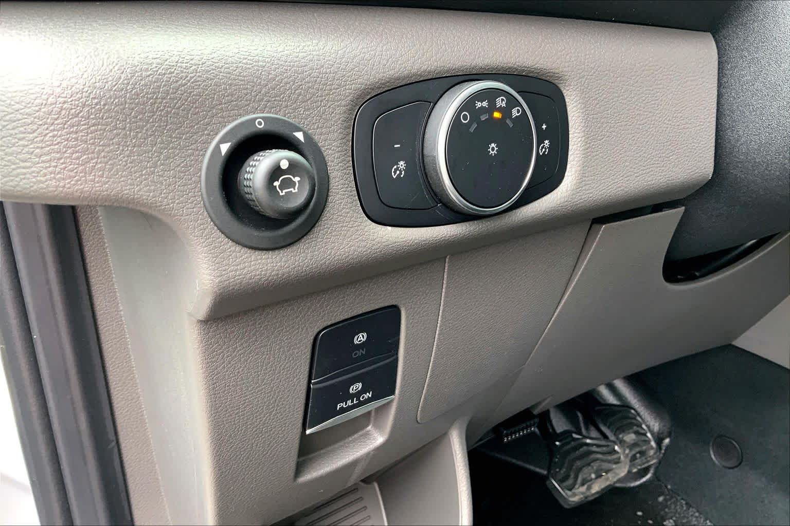 2026 Ford Transit Passenger Wagon