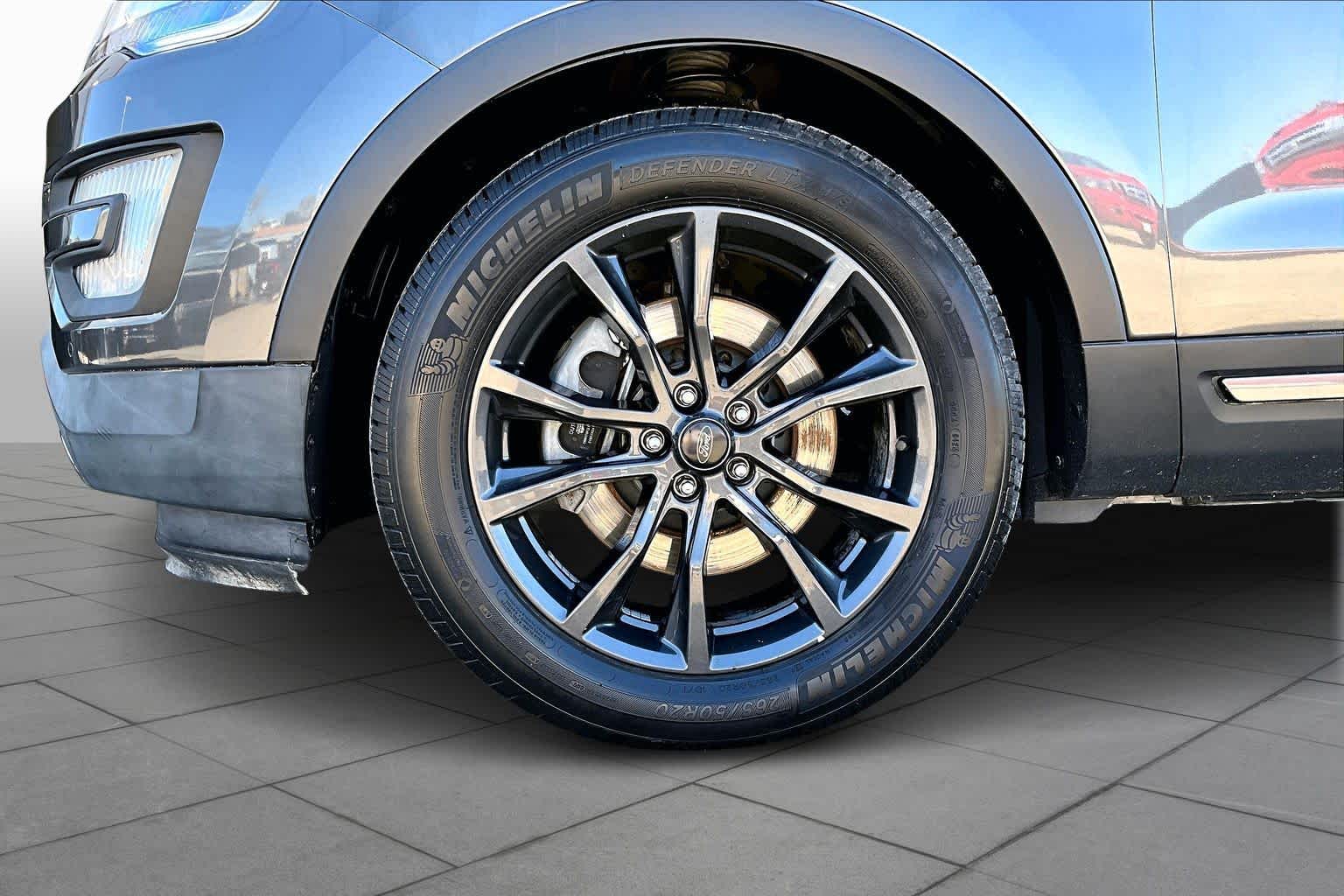 2017 Ford Explorer