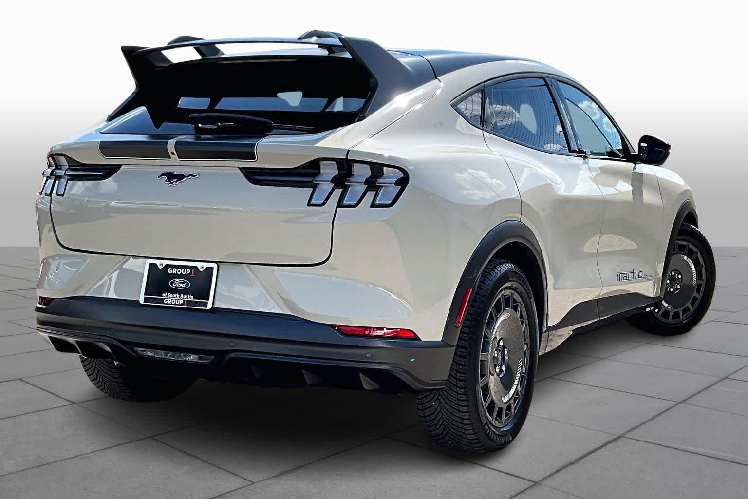 2025 Ford Mustang Mach-E