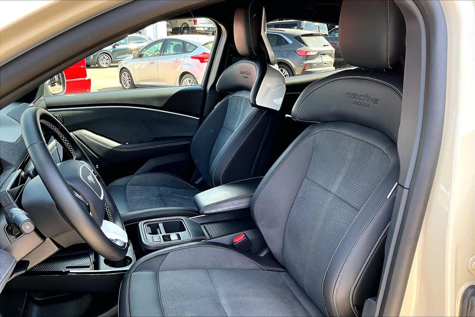 2025 Ford Mustang Mach-E