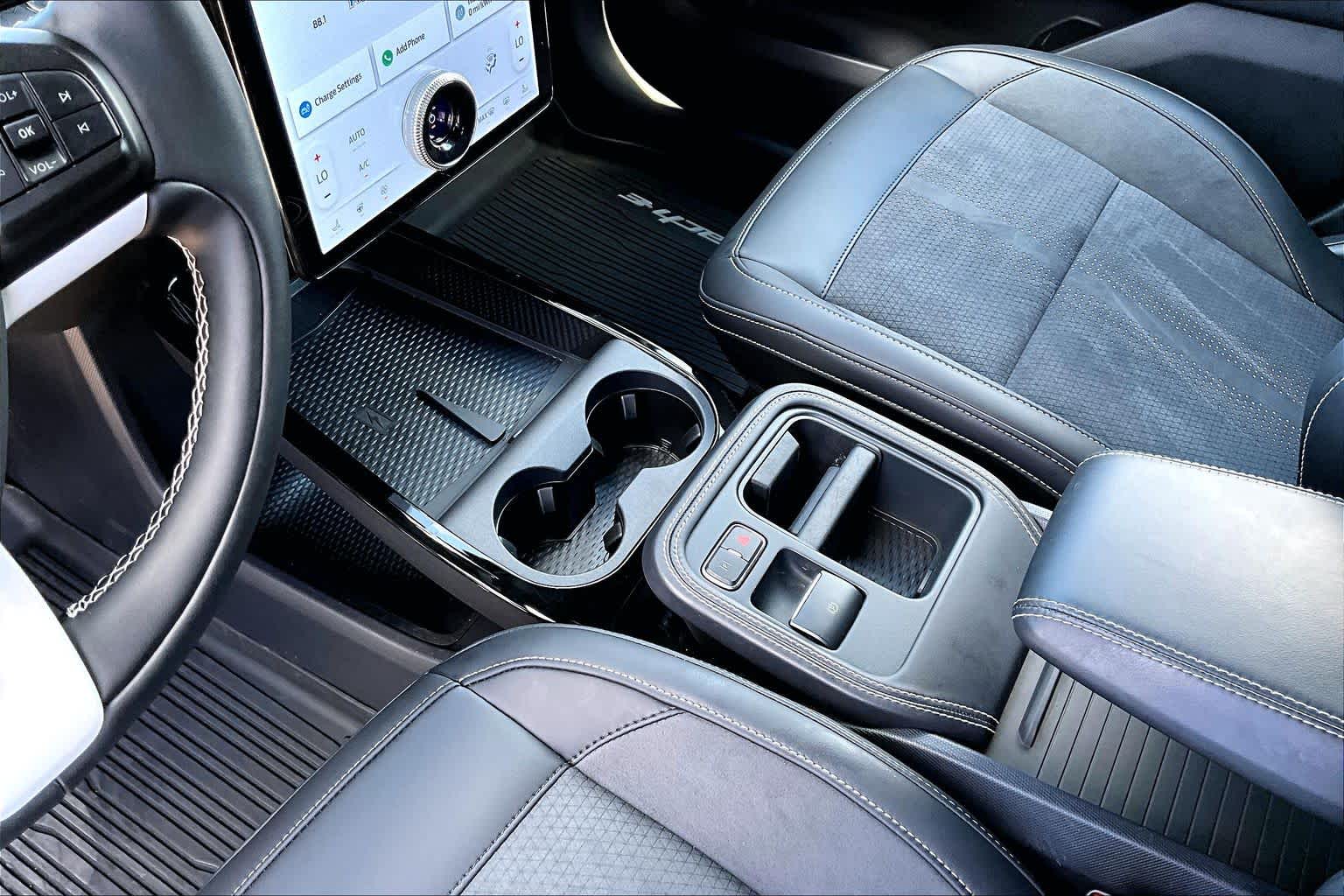 2025 Ford Mustang Mach-E