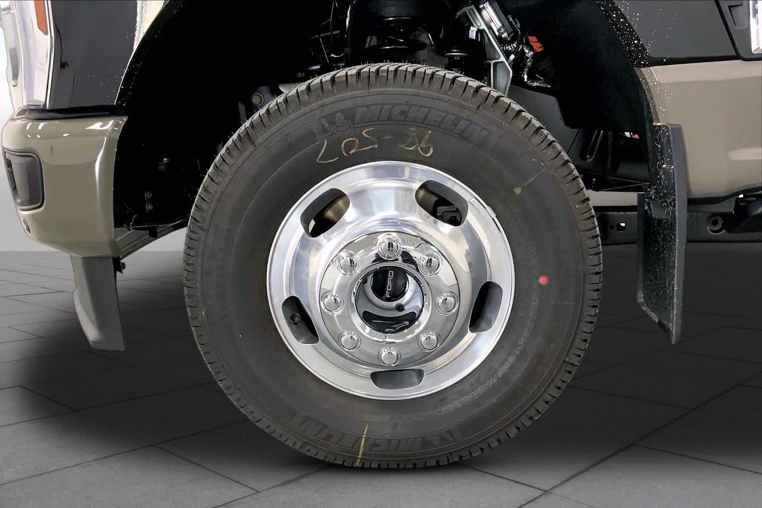 2026 Ford Super Duty F-350 DRW Pickup