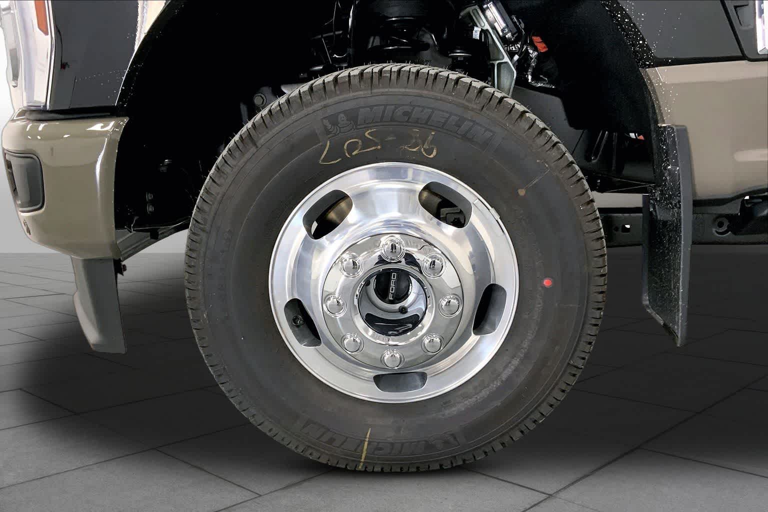 2026 Ford Super Duty F-350 DRW Pickup
