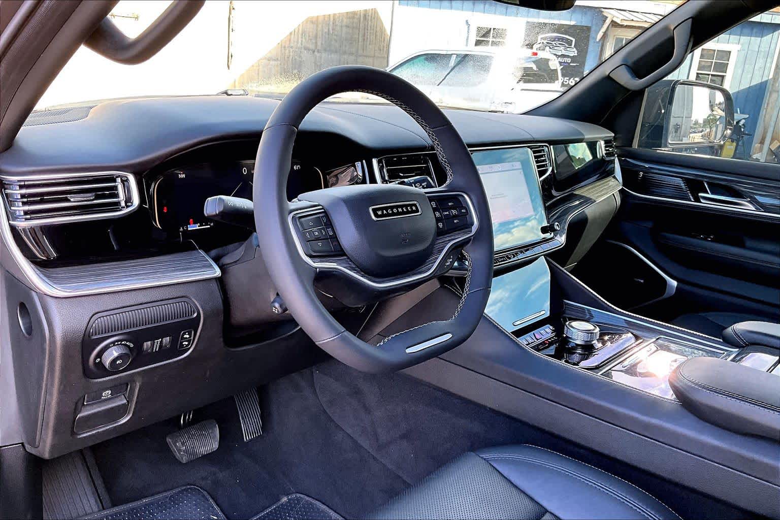 2022 Jeep Wagoneer