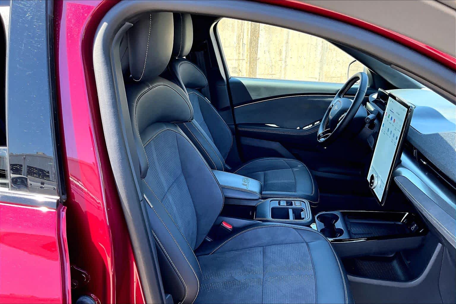 2025 Ford Mustang Mach-E