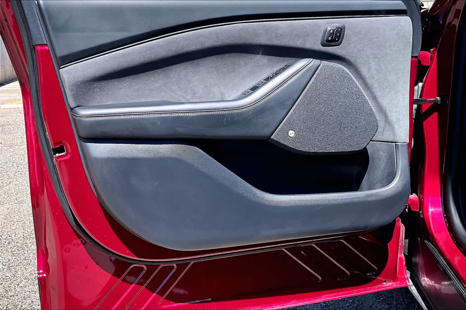 2025 Ford Mustang Mach-E