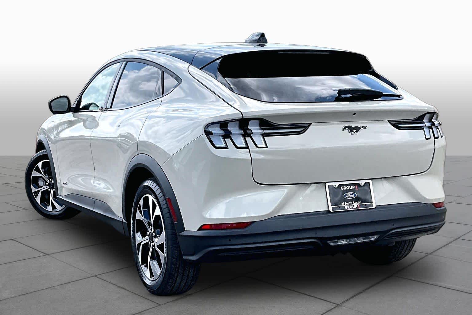 2025 Ford Mustang Mach-E