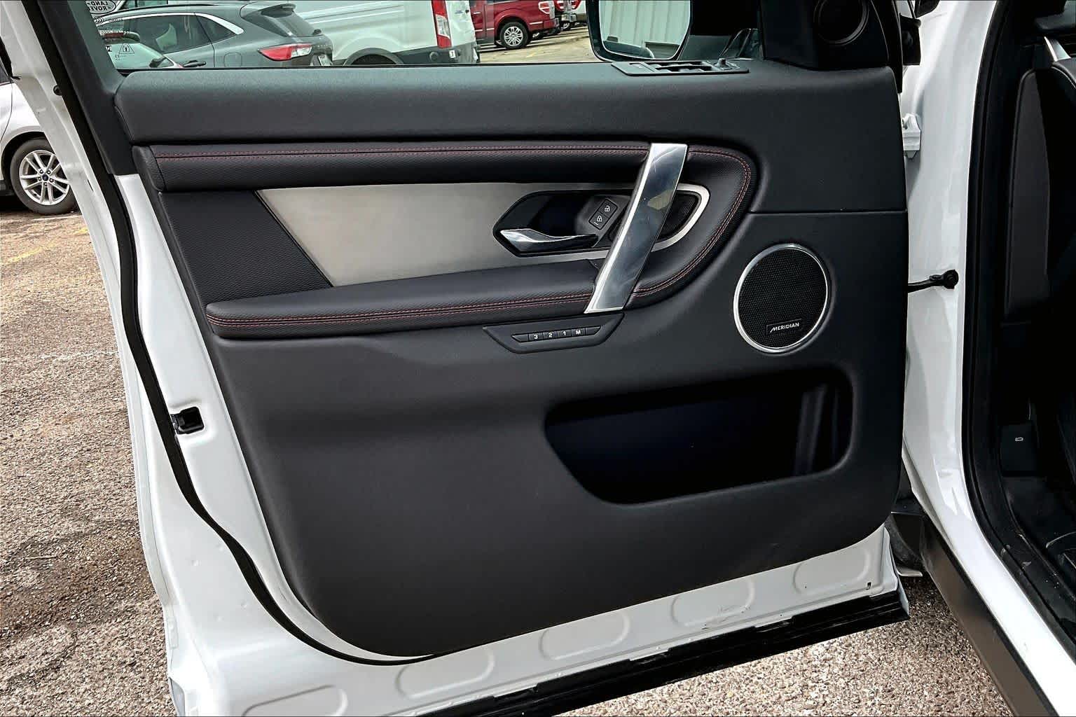 2023 Land Rover Discovery Sport