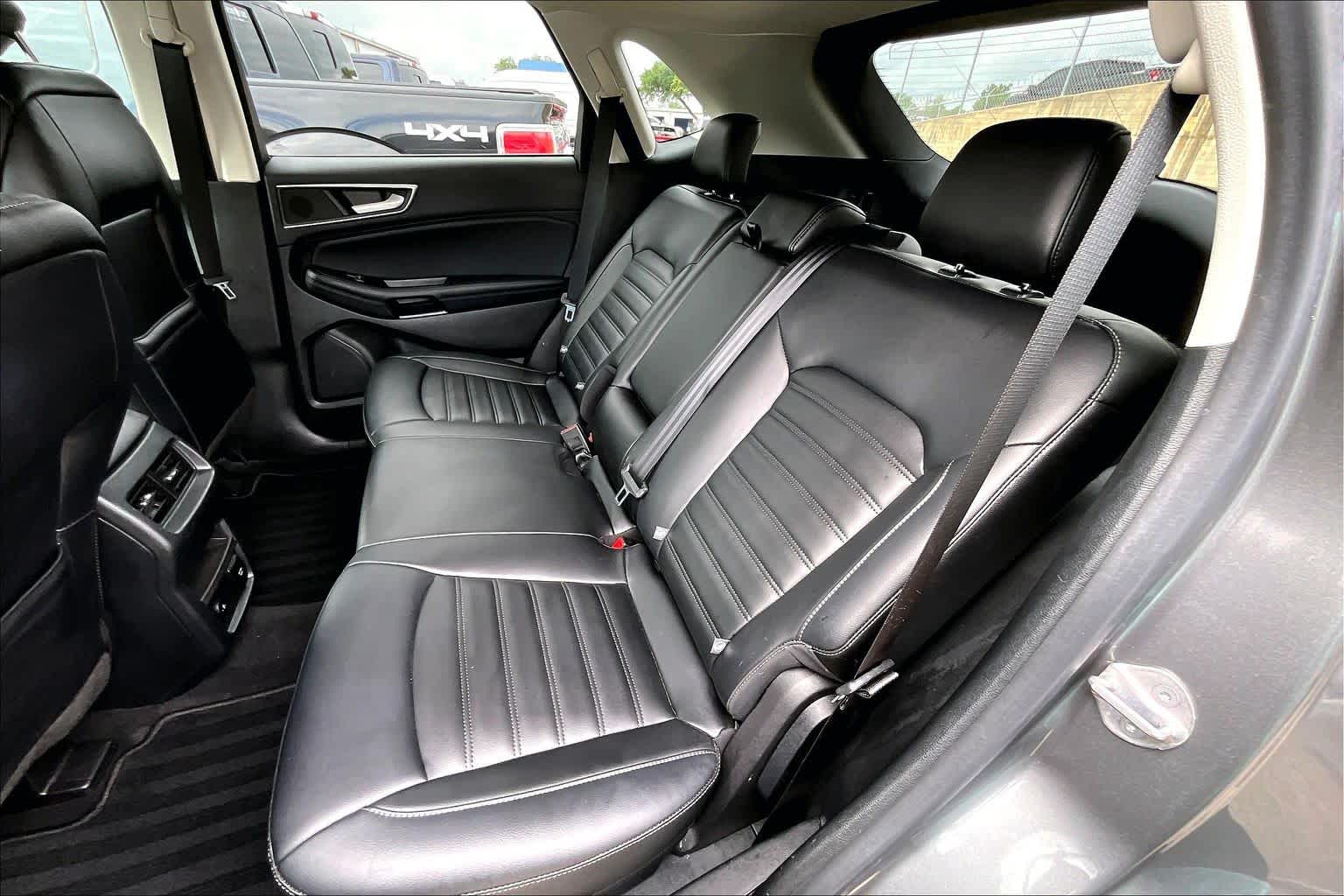 2022 Ford Edge
