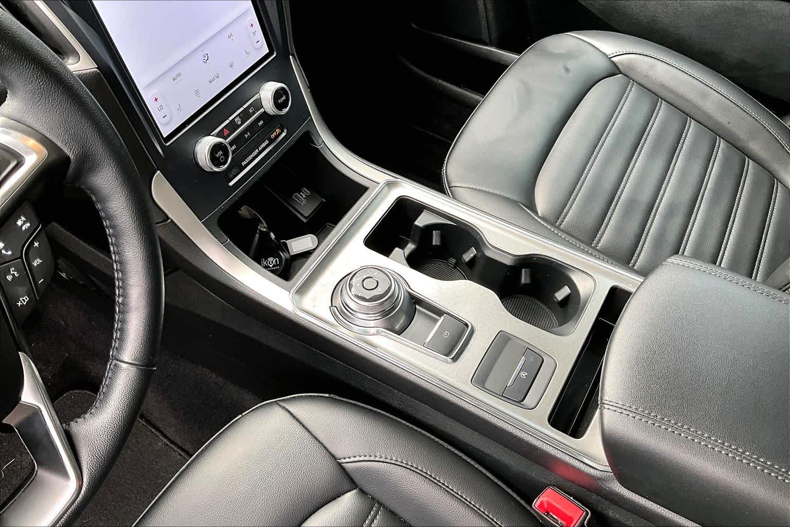 2022 Ford Edge