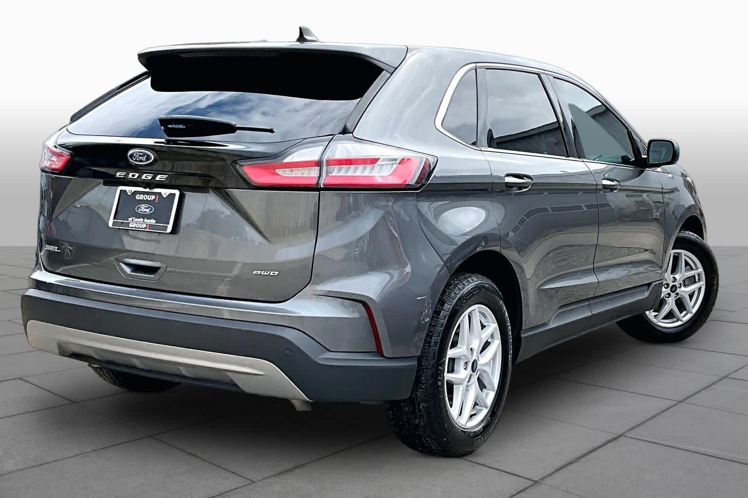 2022 Ford Edge