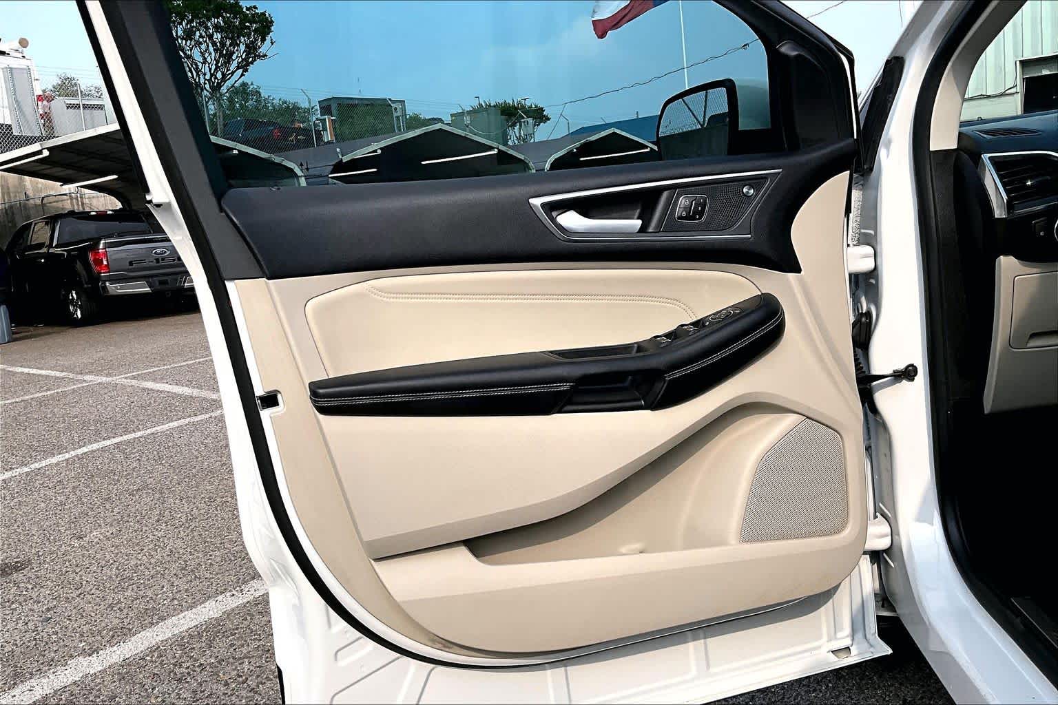 2021 Ford Edge