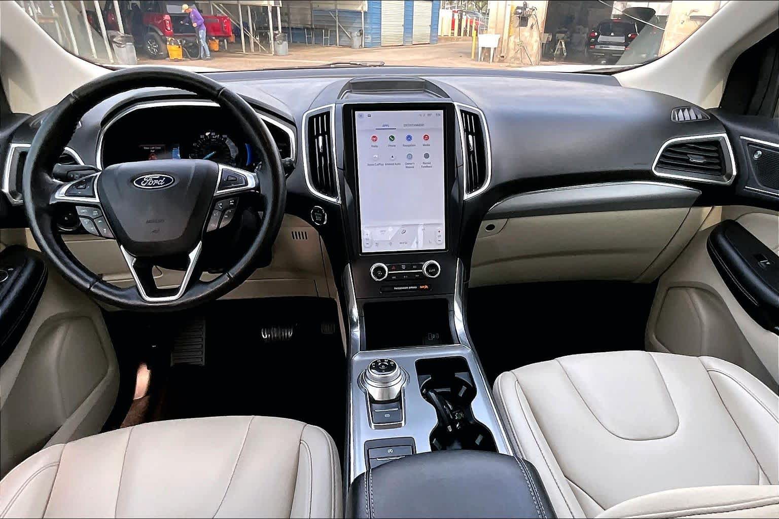 2021 Ford Edge