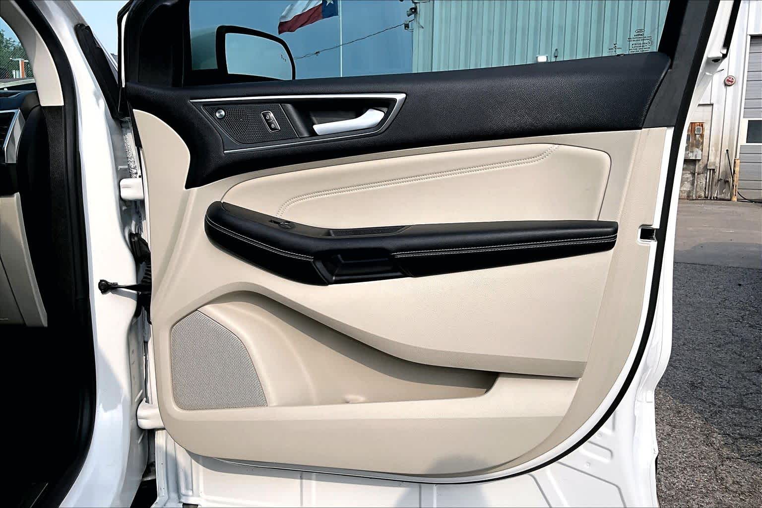 2021 Ford Edge