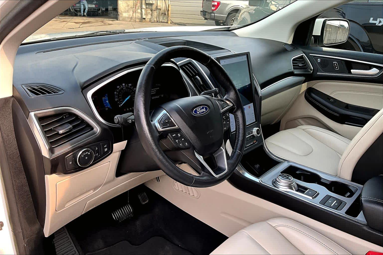 2021 Ford Edge
