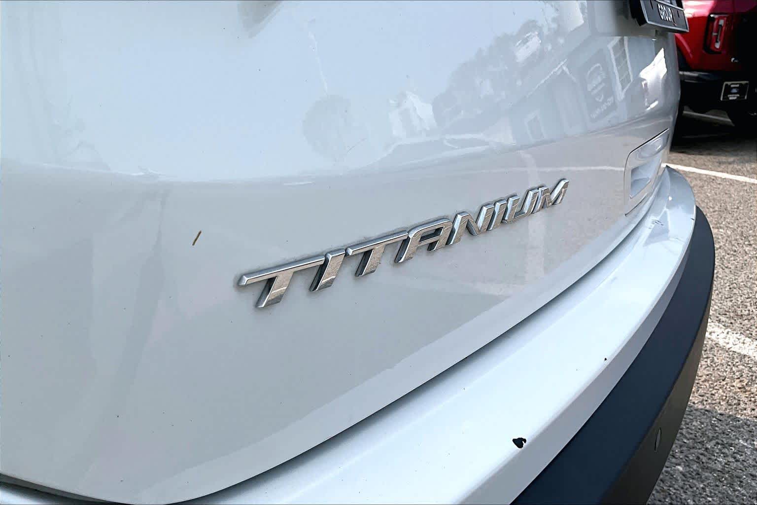 2021 Ford Edge