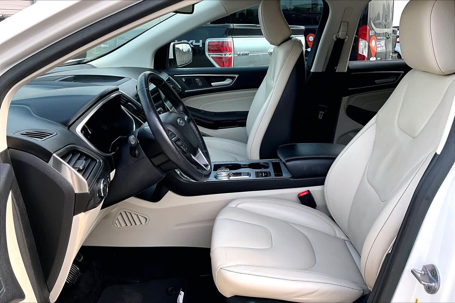2021 Ford Edge