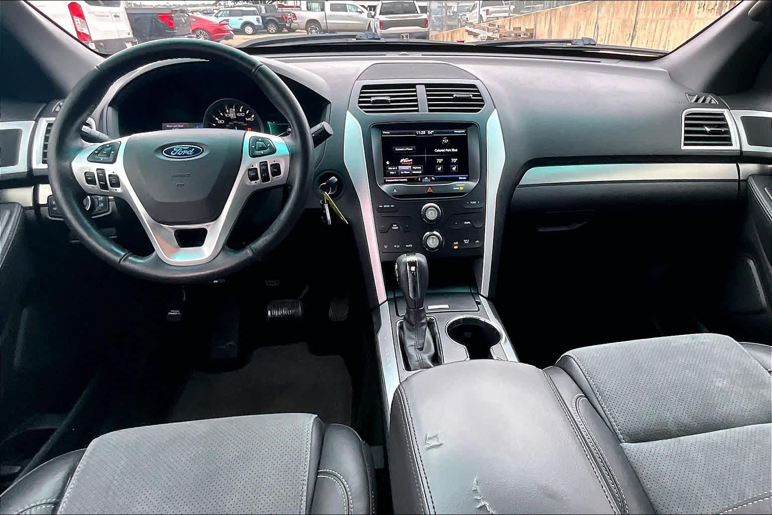 2015 Ford Explorer