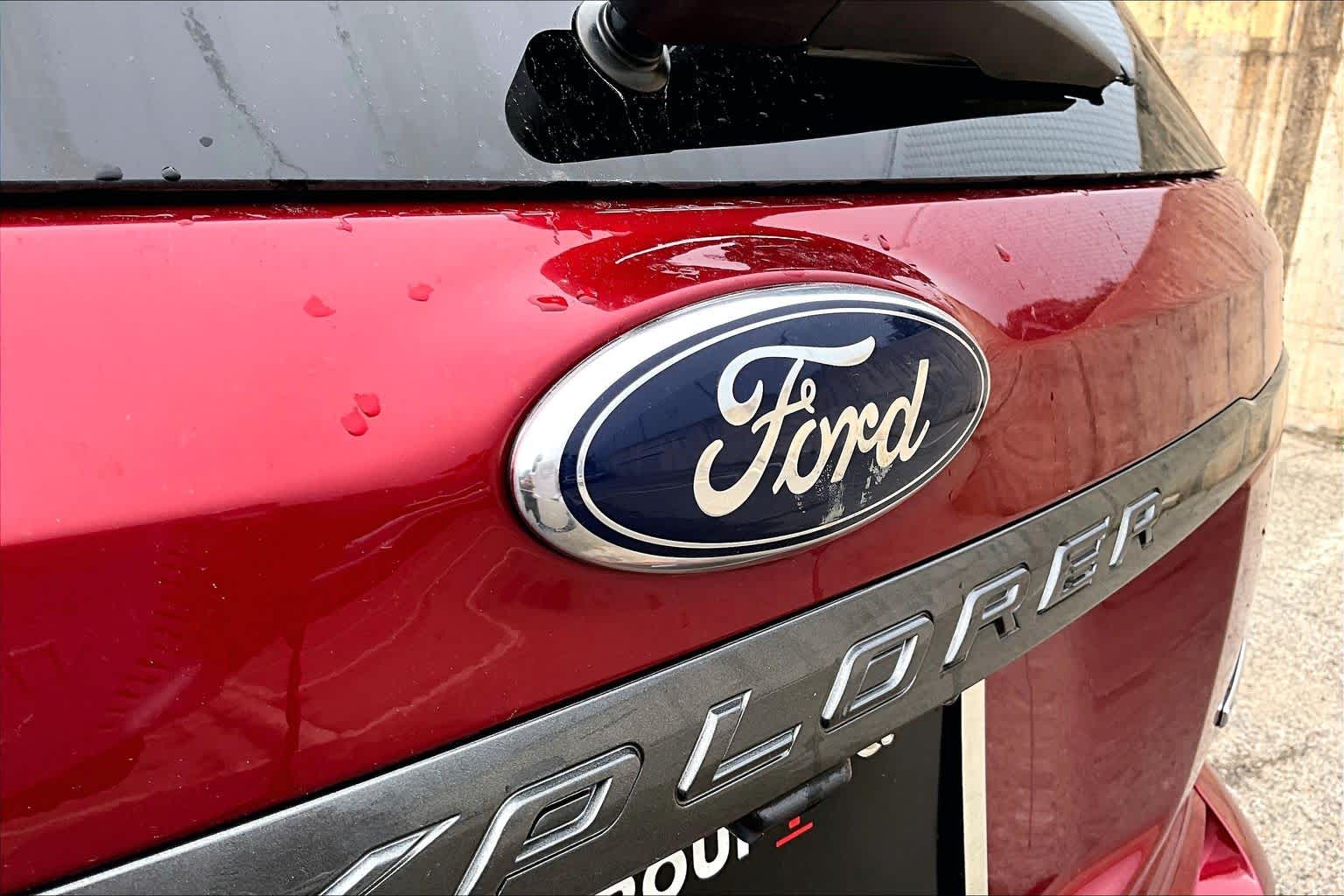 2015 Ford Explorer