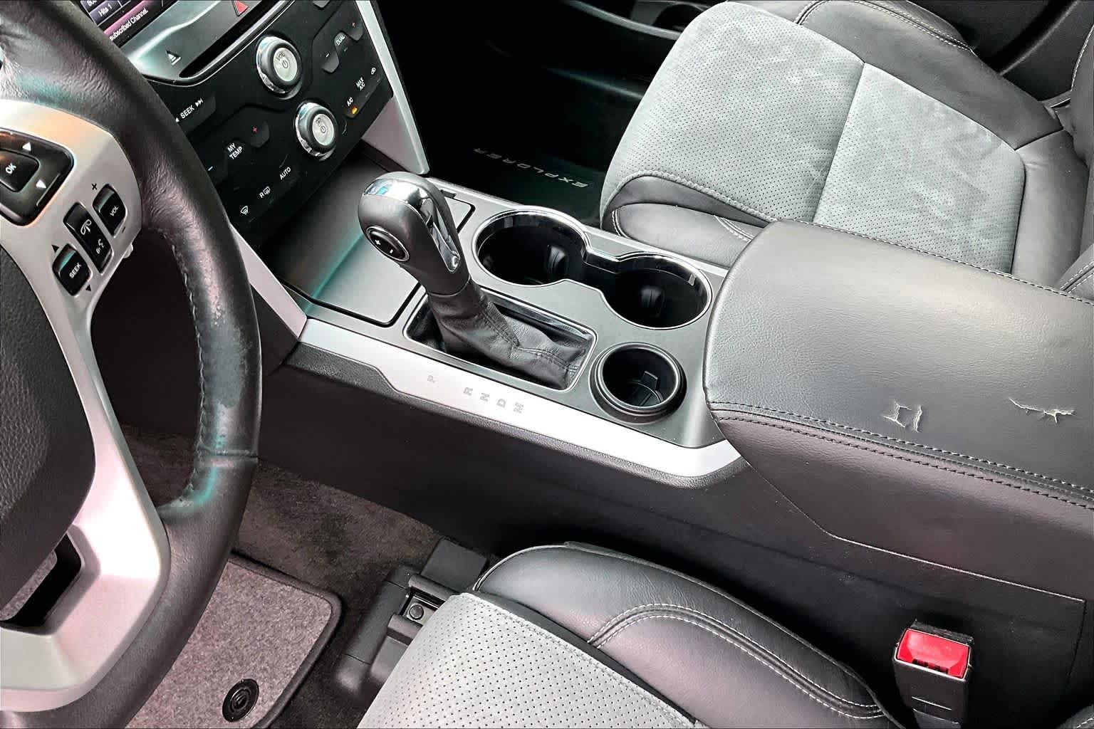 2015 Ford Explorer