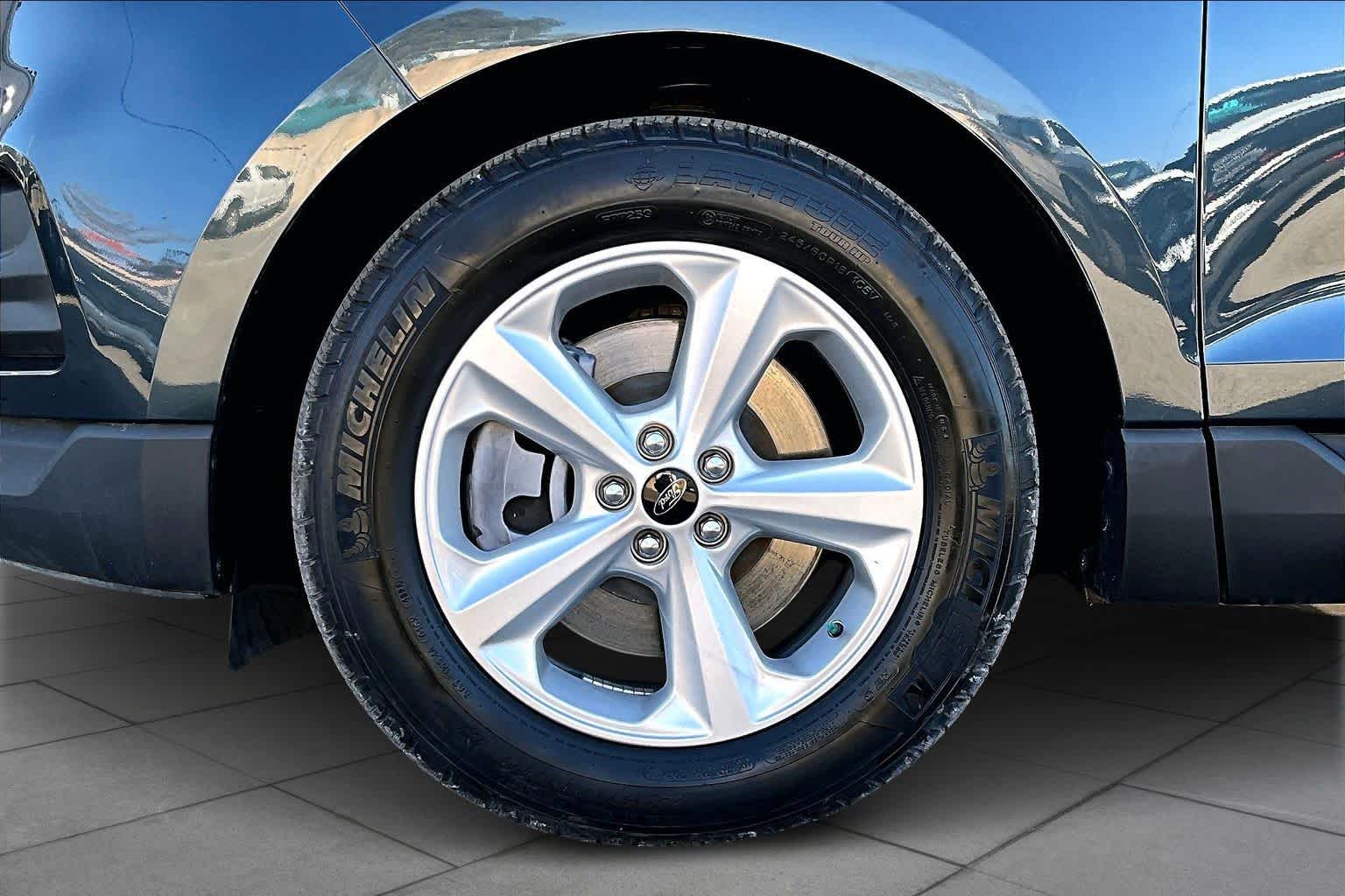 2023 Ford Edge