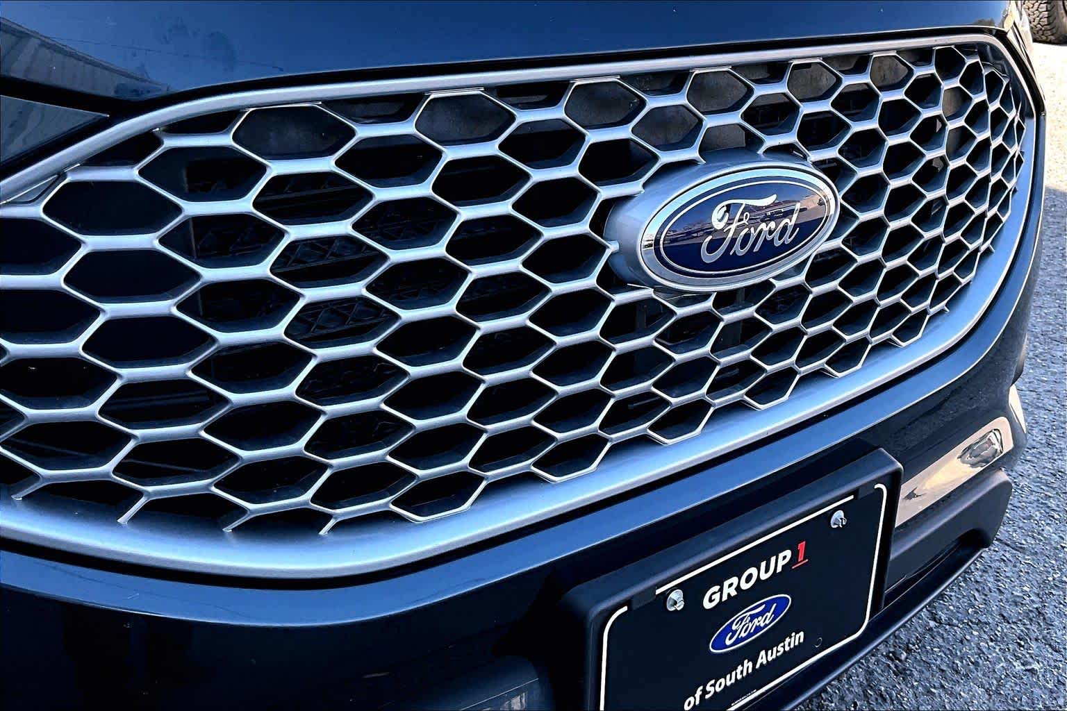 2023 Ford Edge