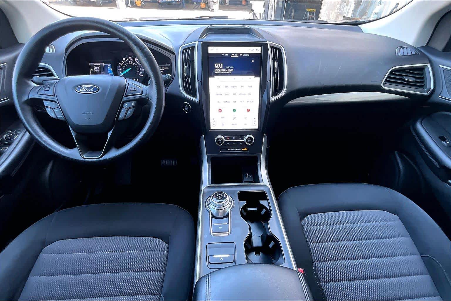 2023 Ford Edge
