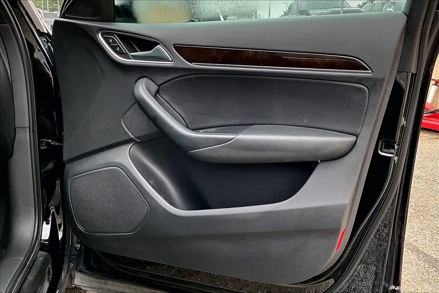 2016 Audi Q3