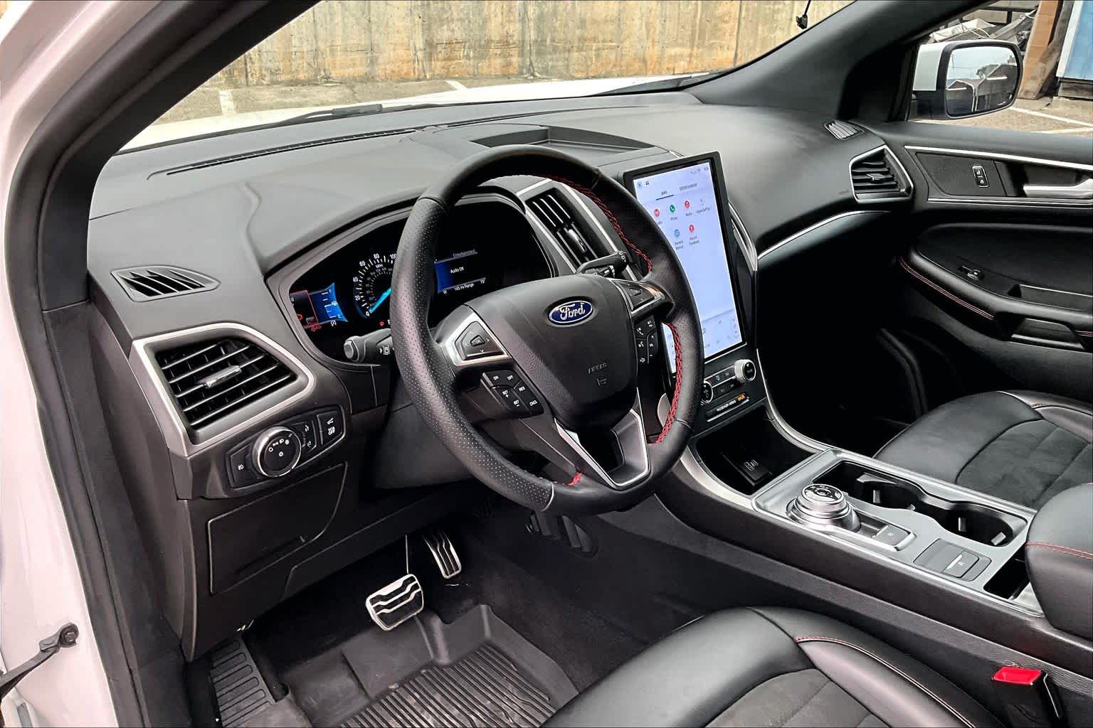 2022 Ford Edge