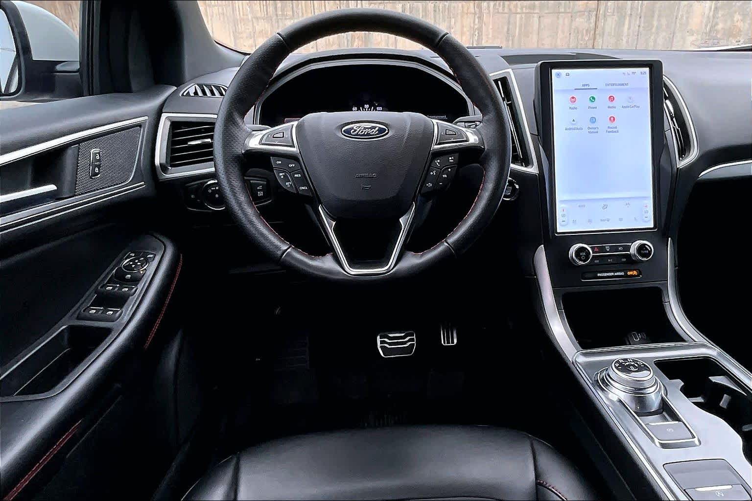 2022 Ford Edge