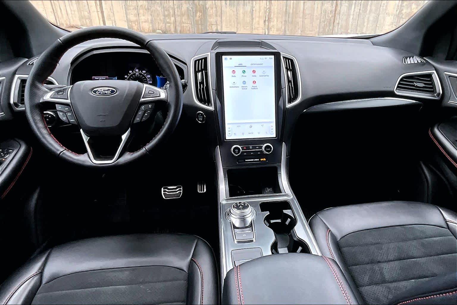 2022 Ford Edge