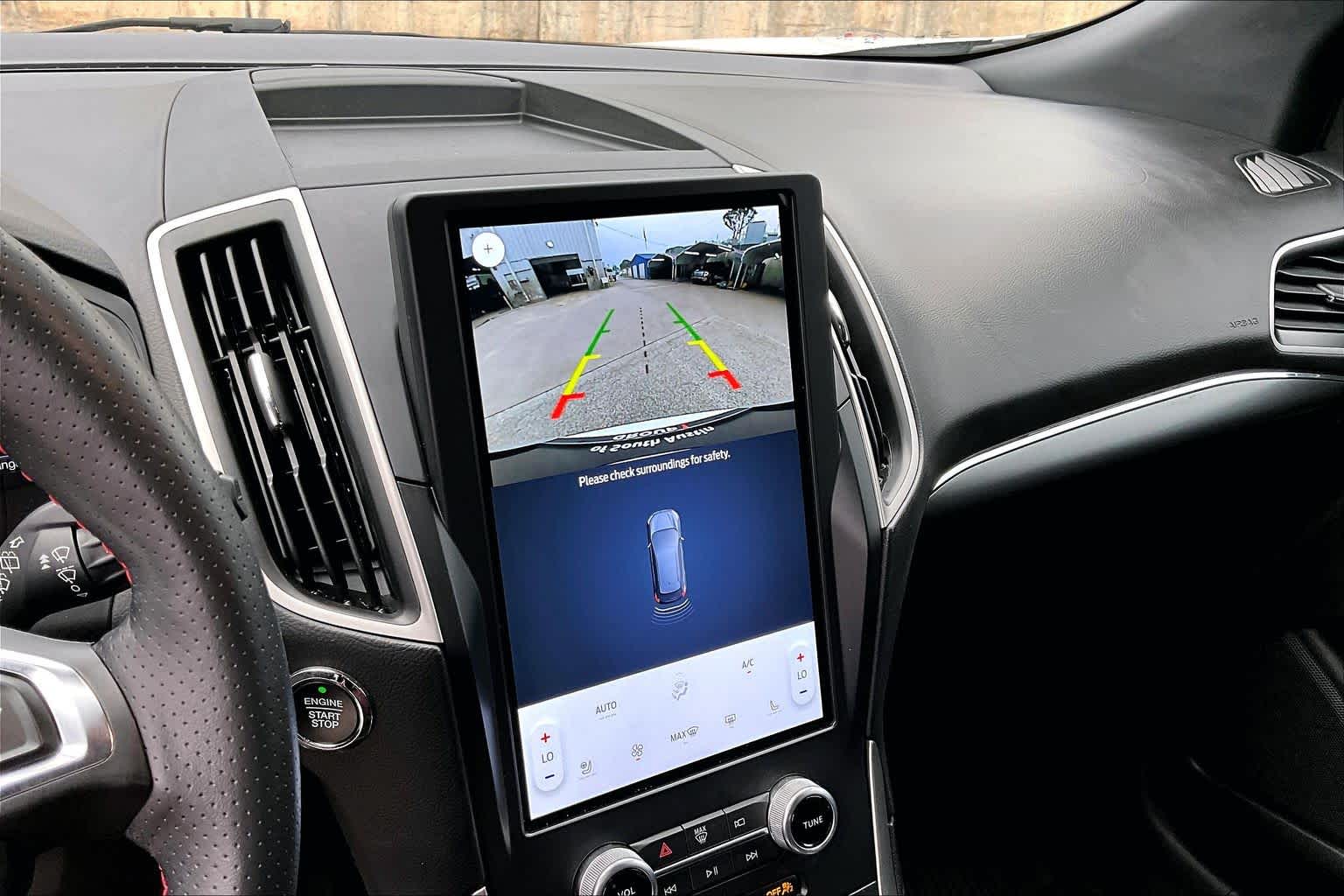 2022 Ford Edge