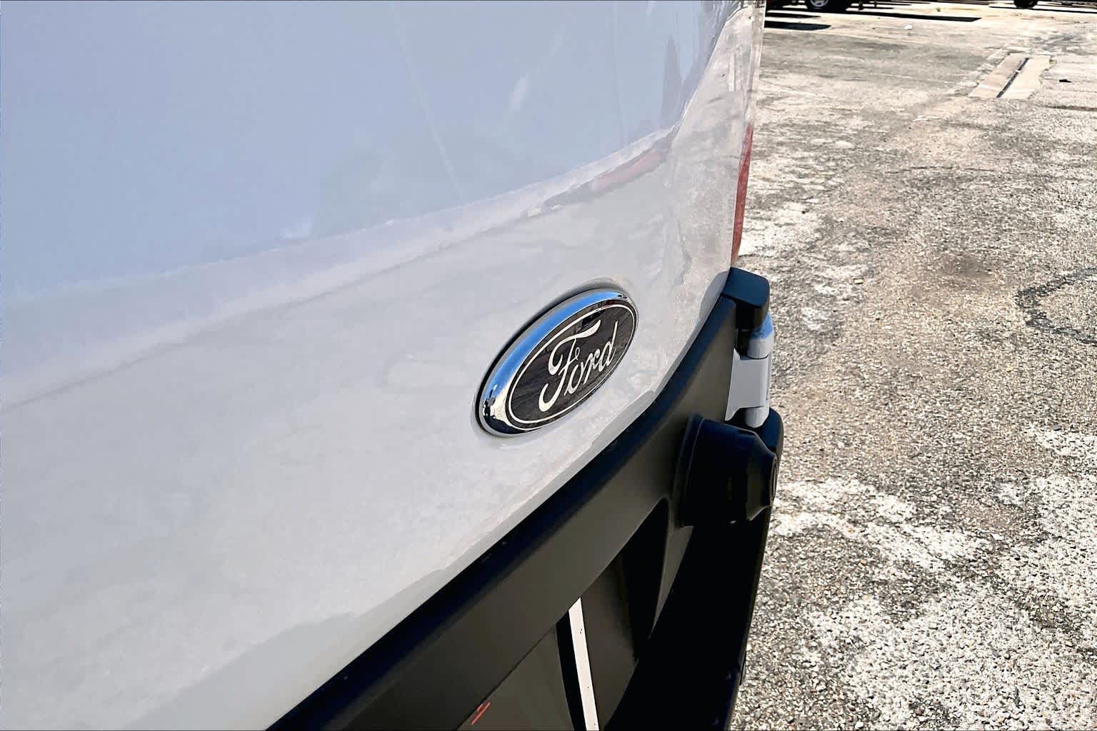2025 Ford Transit Cargo Van