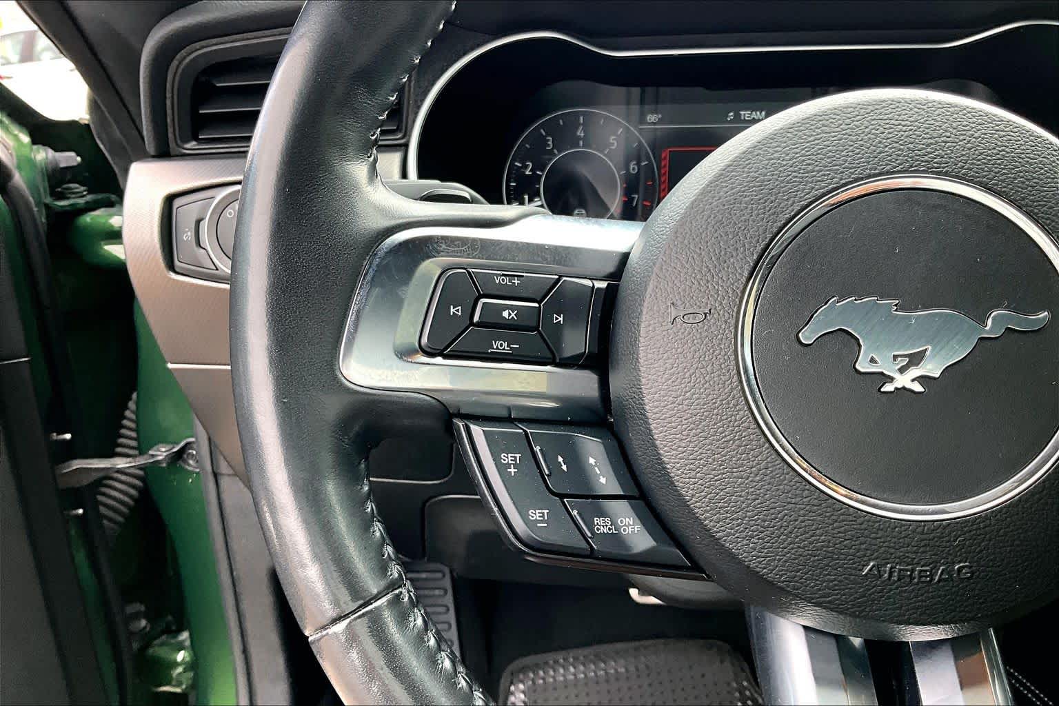 2022 Ford Mustang