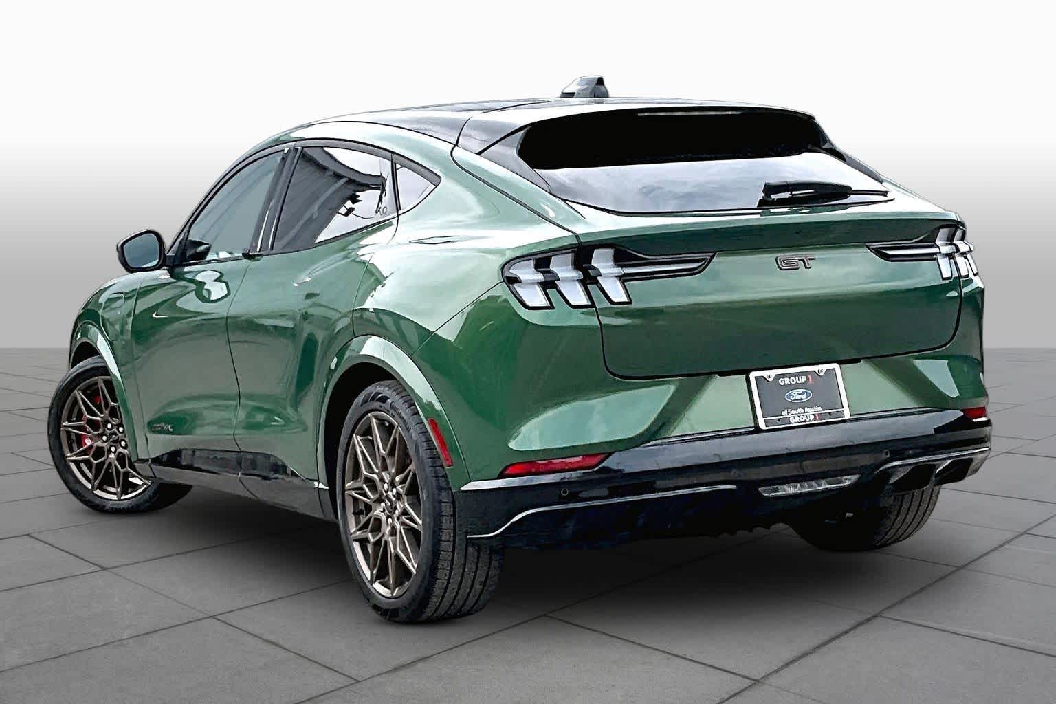 2025 Ford Mustang Mach-E