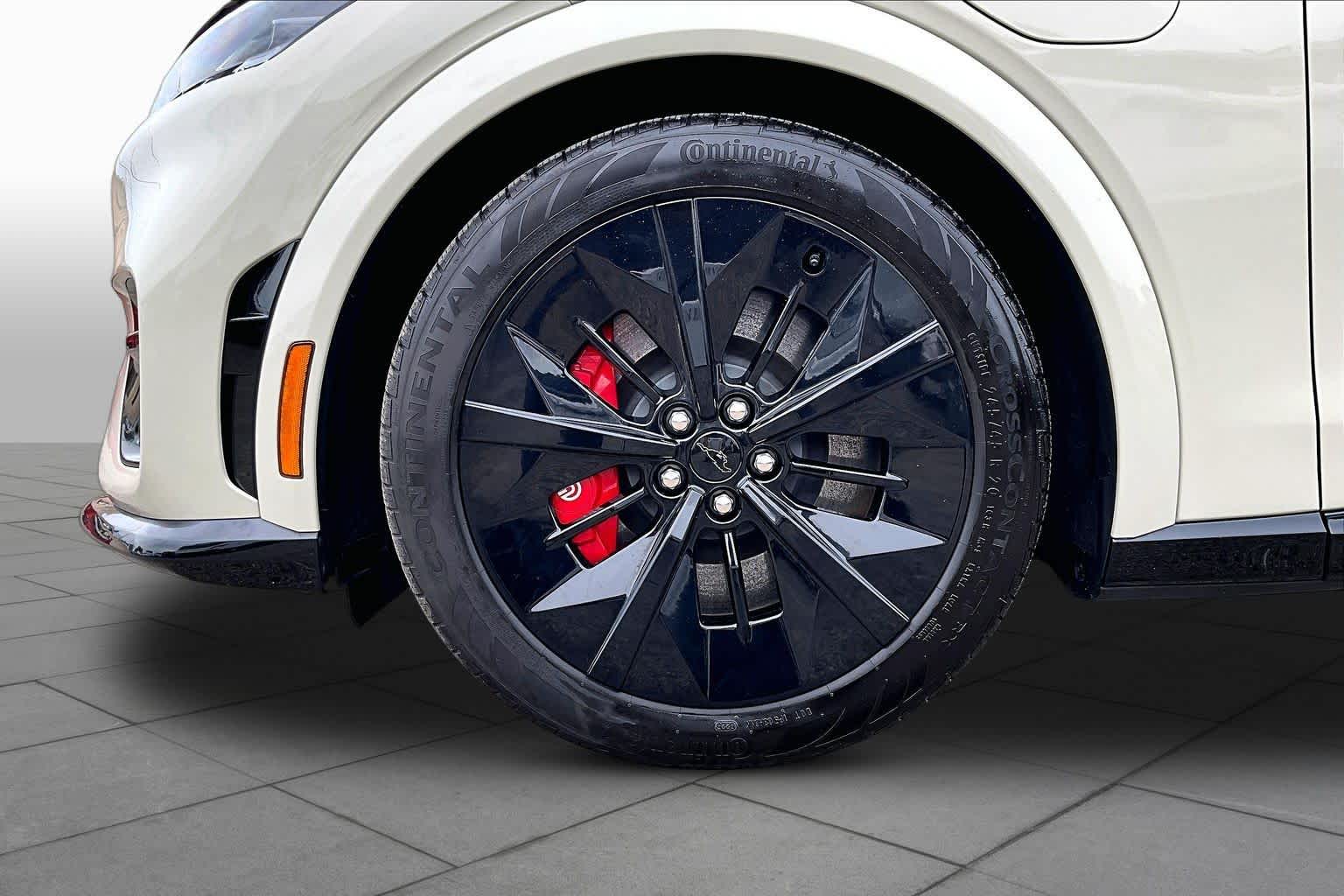 2025 Ford Mustang Mach-E