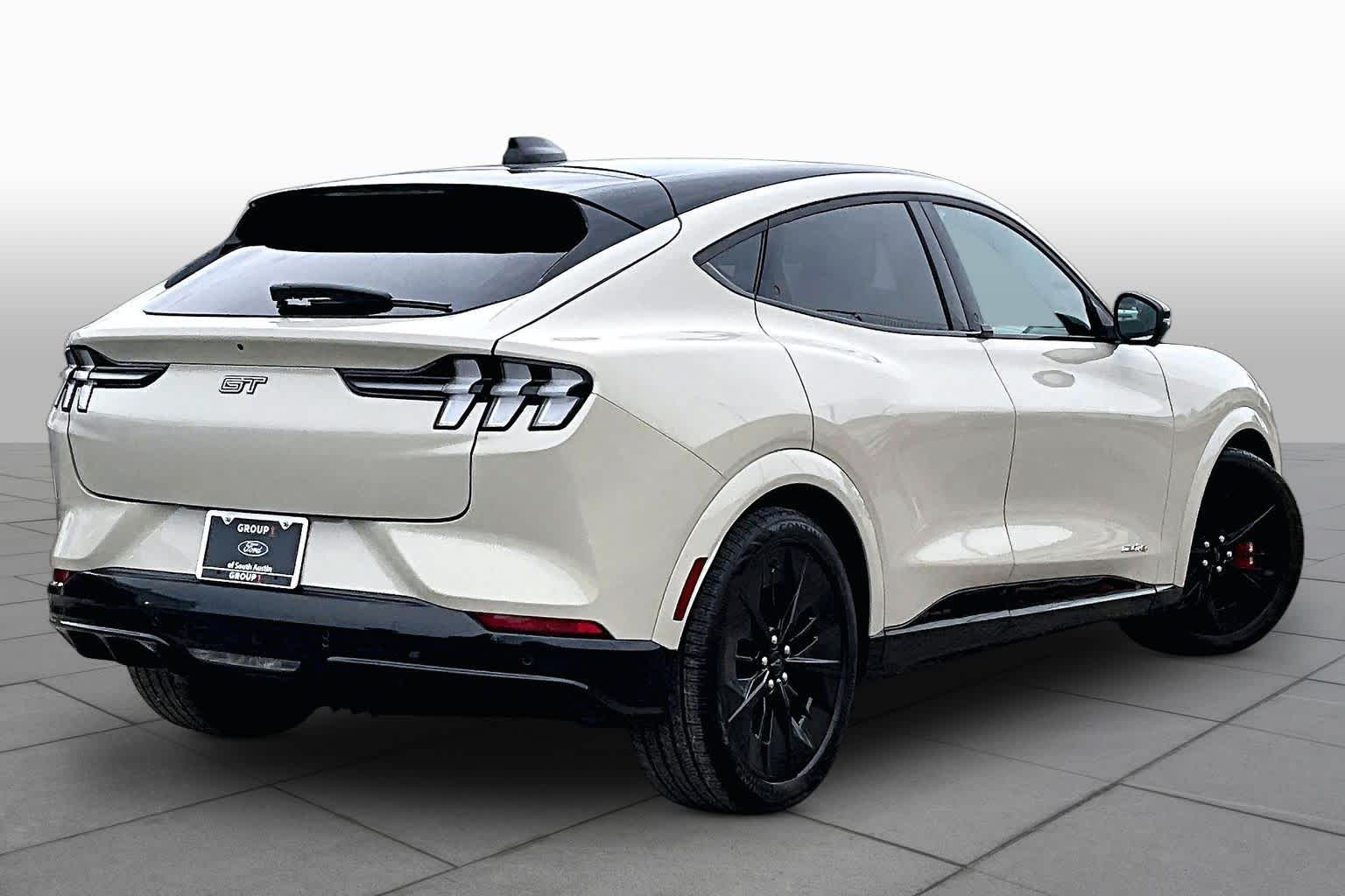 2025 Ford Mustang Mach-E