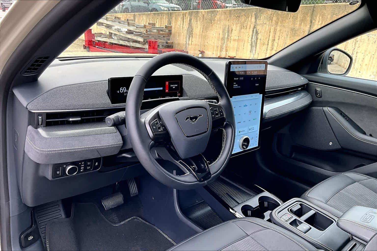 2025 Ford Mustang Mach-E