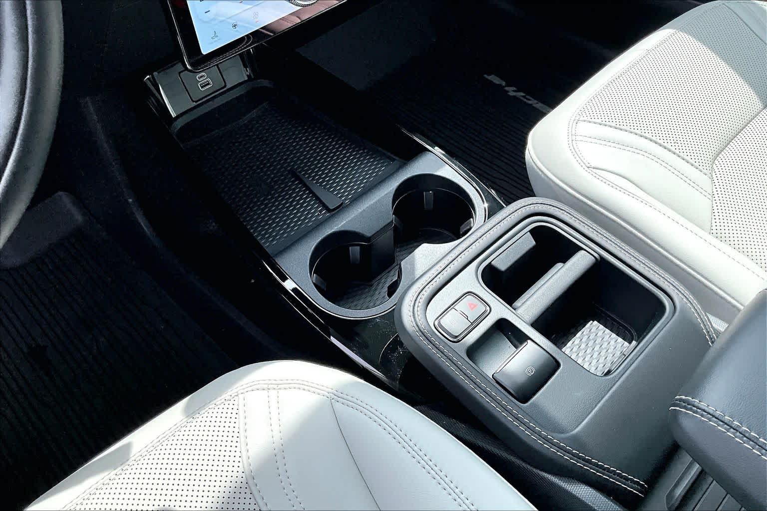 2025 Ford Mustang Mach-E