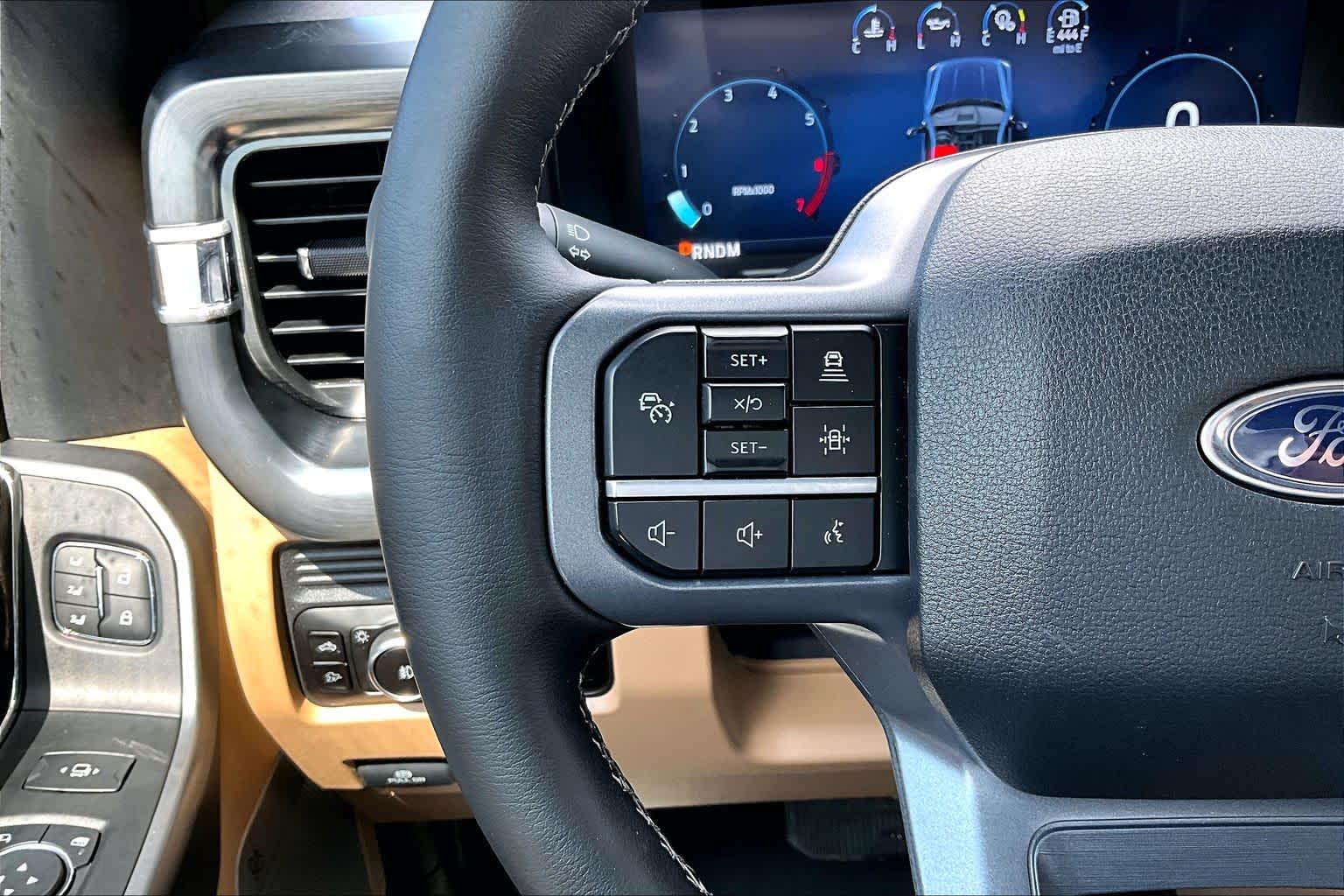 2025 Ford Super Duty F-350 SRW Pickup