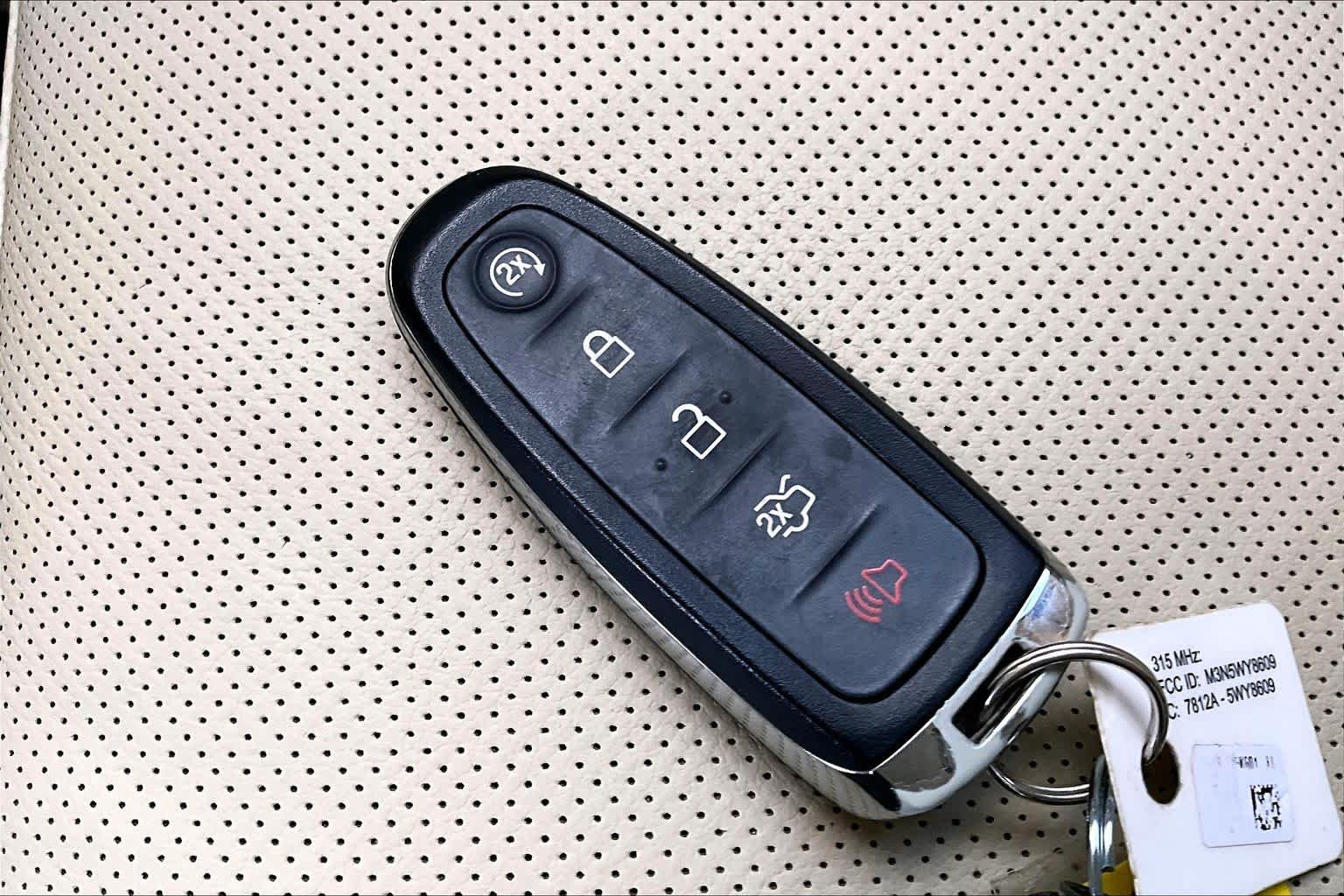 2018 Lincoln MKT