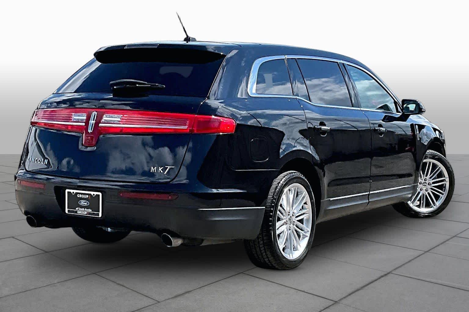 2018 Lincoln MKT