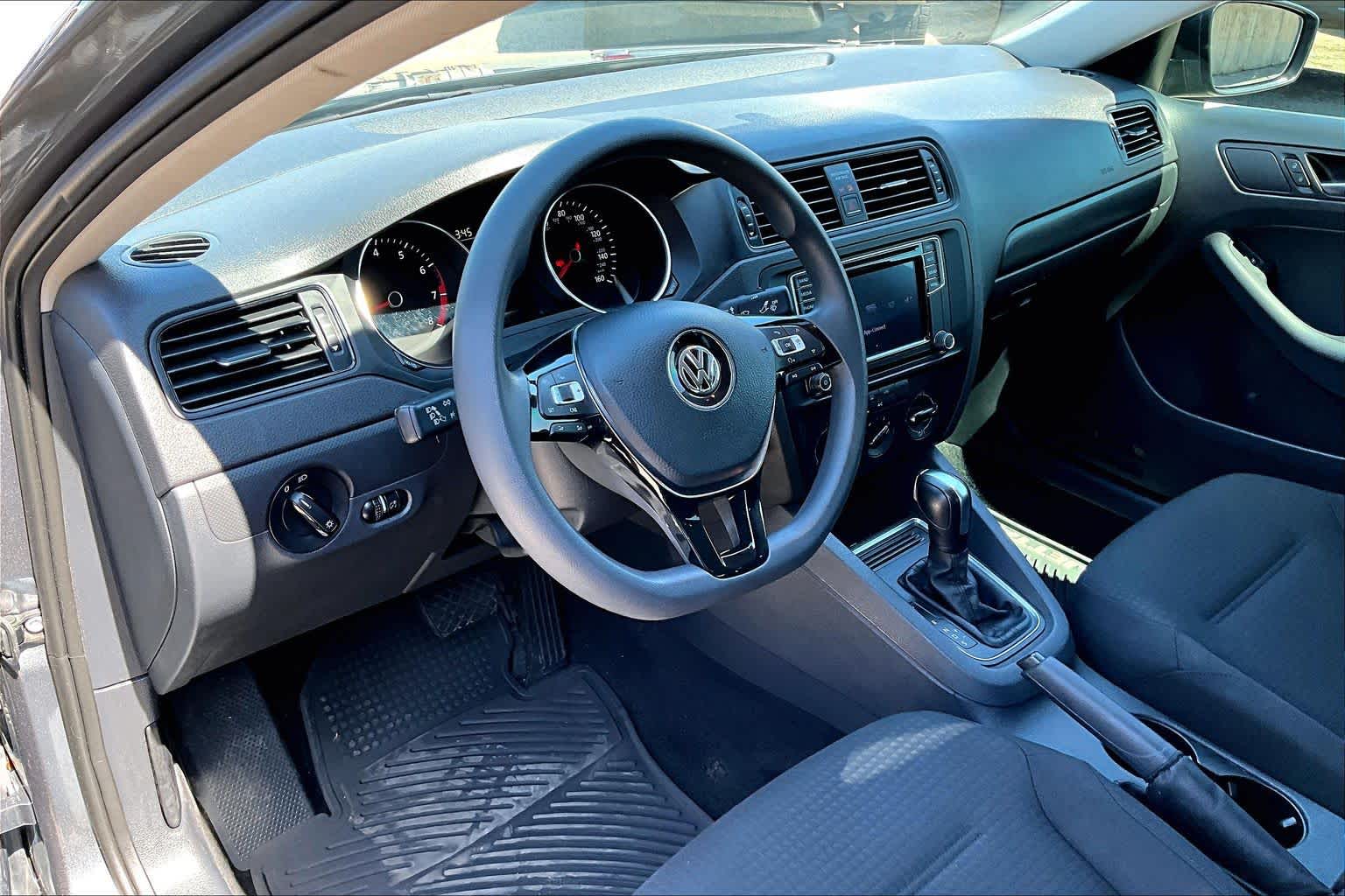 2016 Volkswagen Jetta