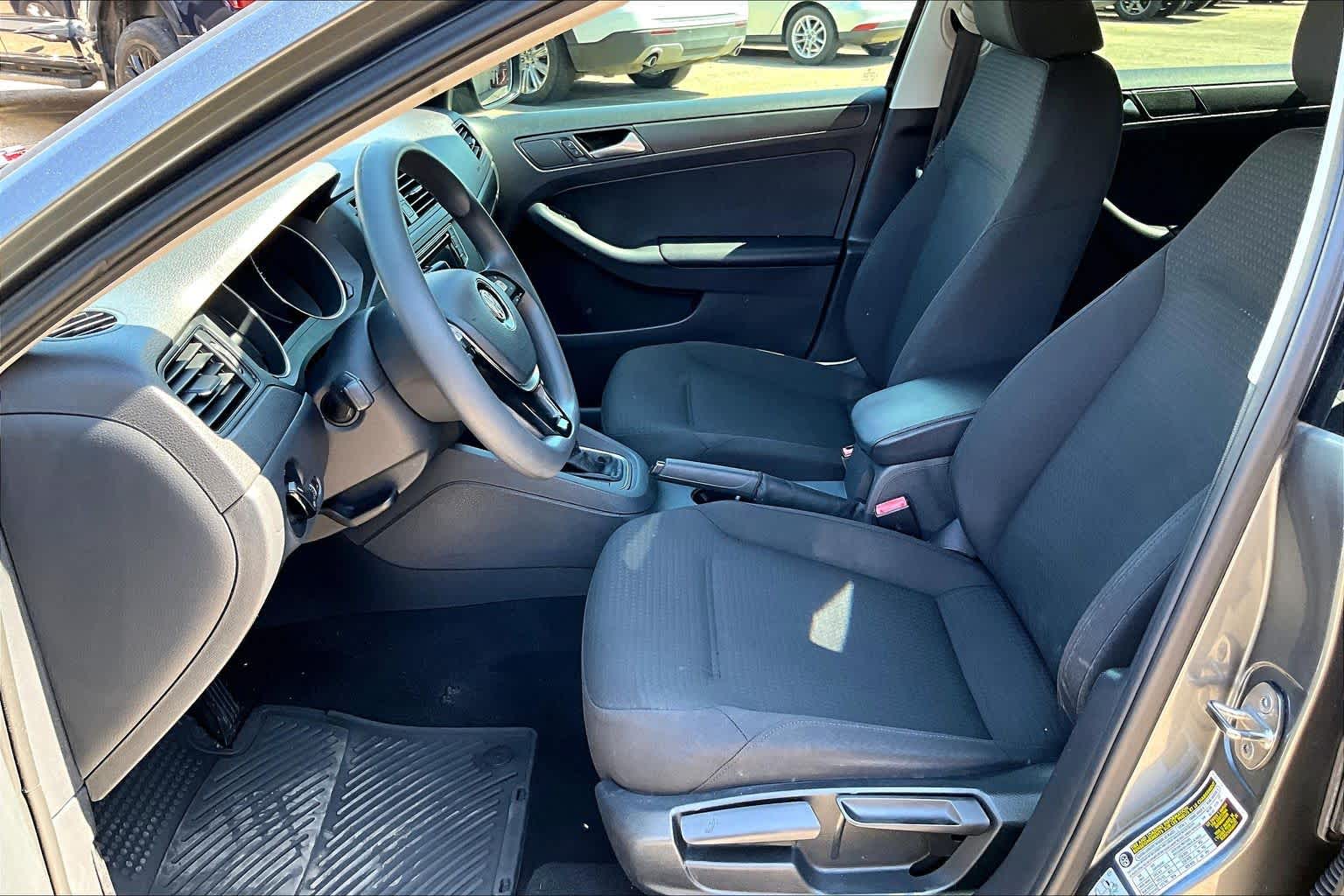 2016 Volkswagen Jetta