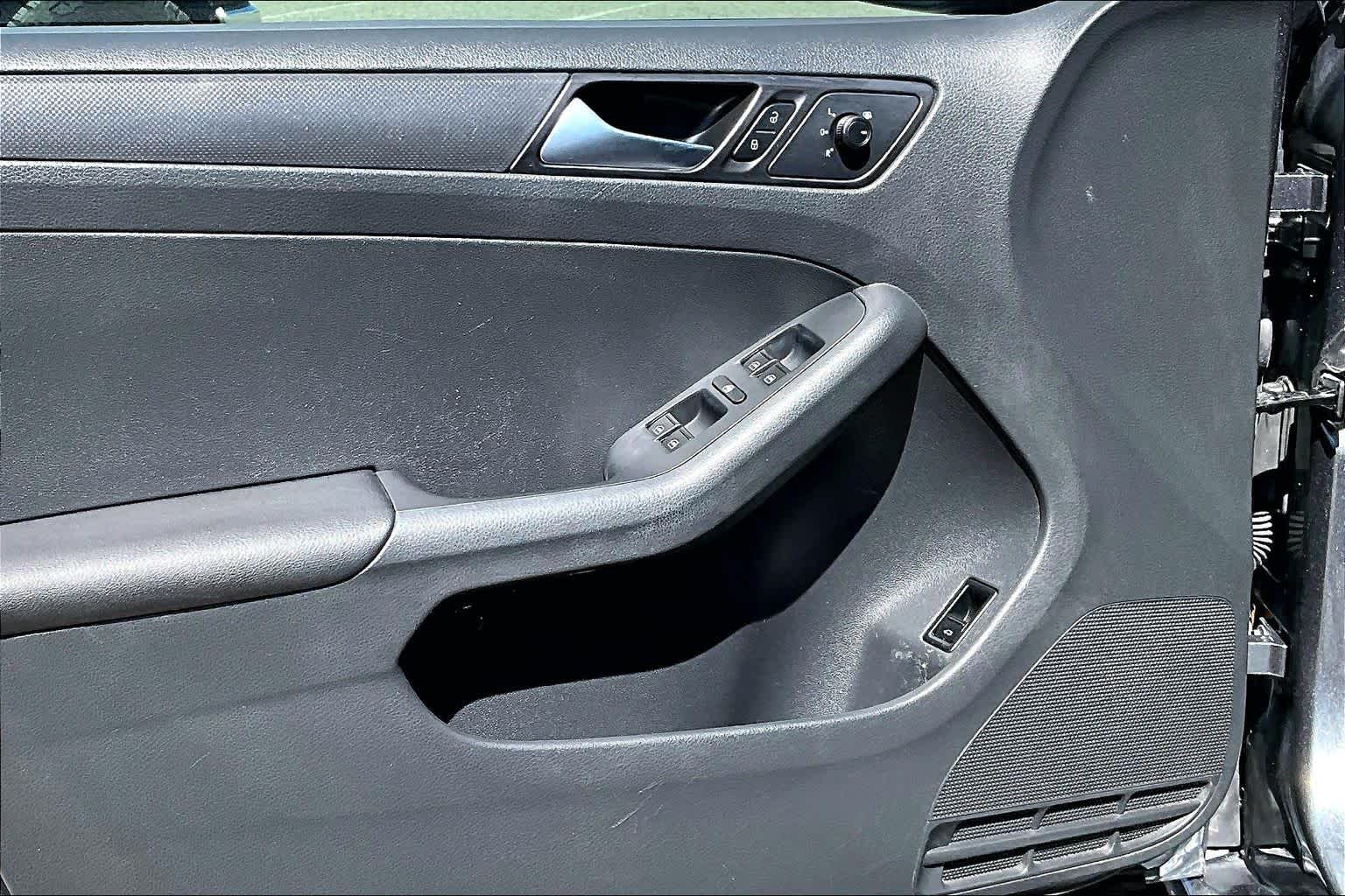 2016 Volkswagen Jetta