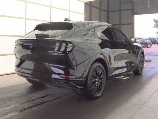 2025 Ford Mustang Mach-E