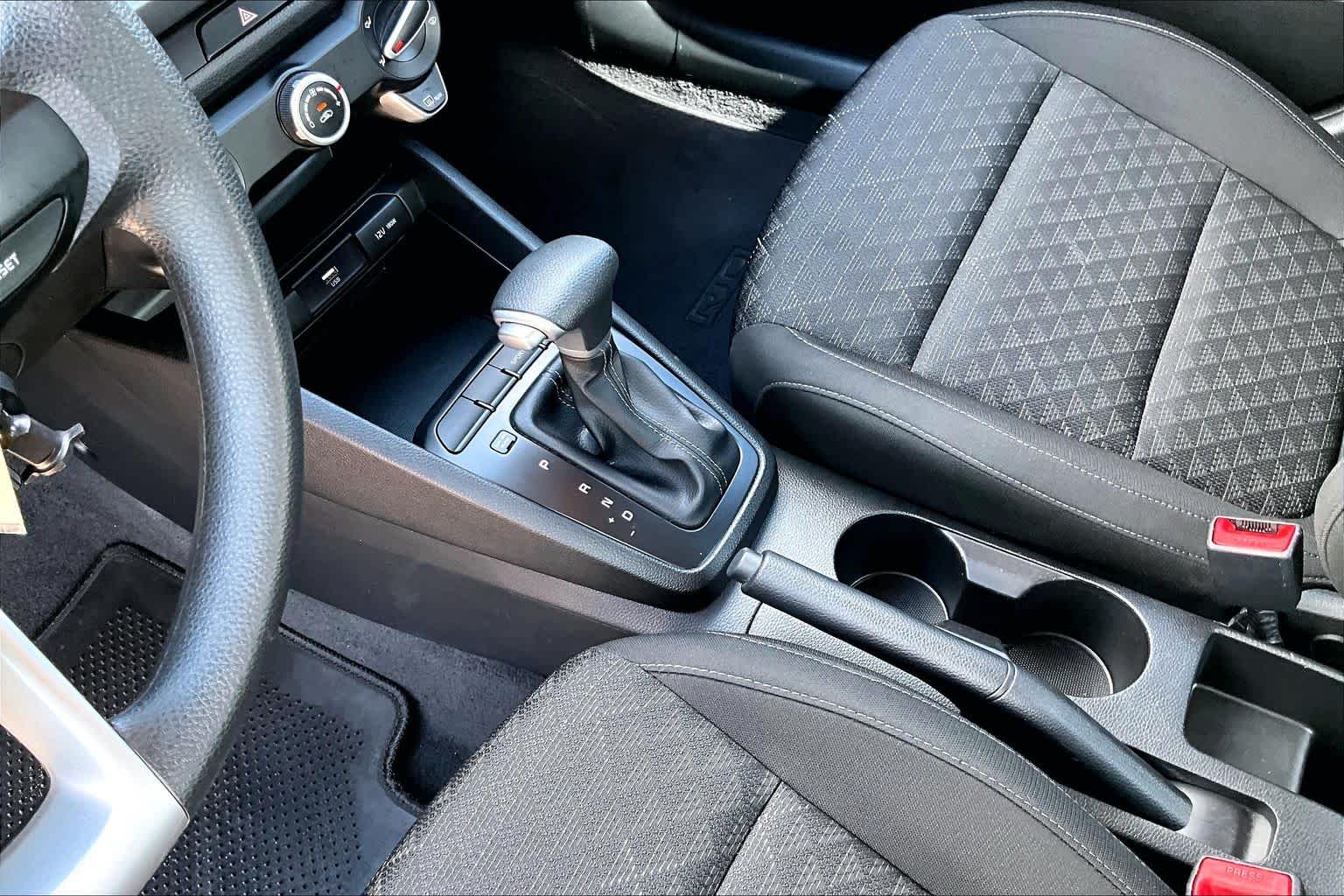 2023 Kia Rio