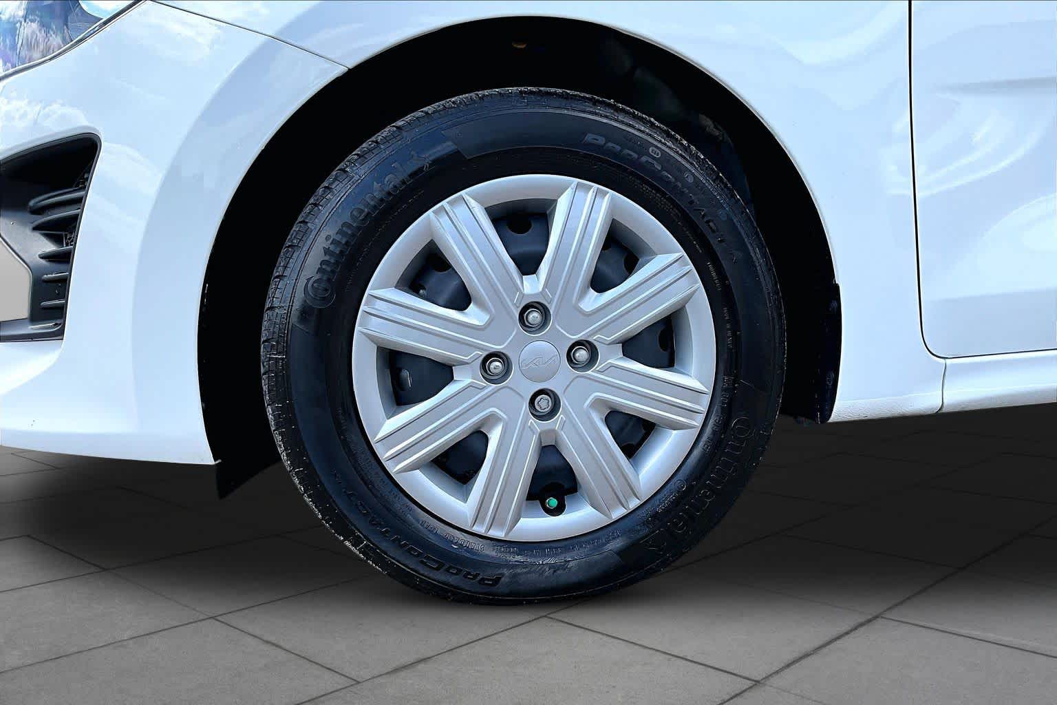 2023 Kia Rio